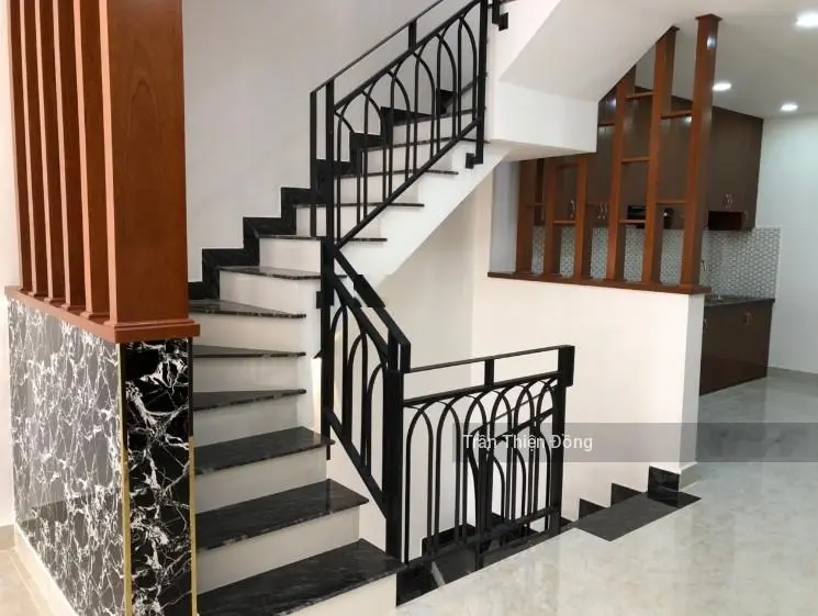 Gấp bán nhà HXH 533 Huỳnh Văn Bánh P14,PN -5 Tần(5,4x14) -CN=84 m2 chỉ 16,5 Tỷ.Có 13 CHDV-Thang máy
