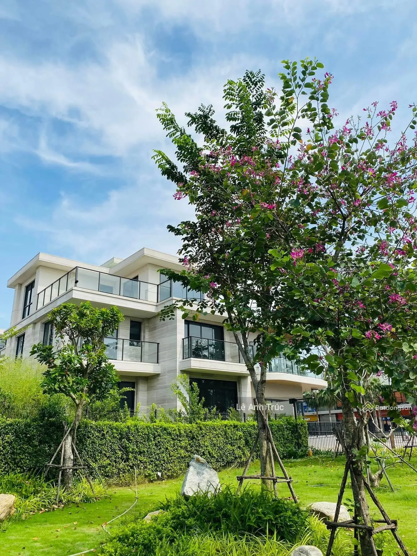 Cần bán biệt thự the mizuki. đẳng cấp sống xanh, chuẩn resort. giá tốt. sở hữu ngay. lh 0906783676