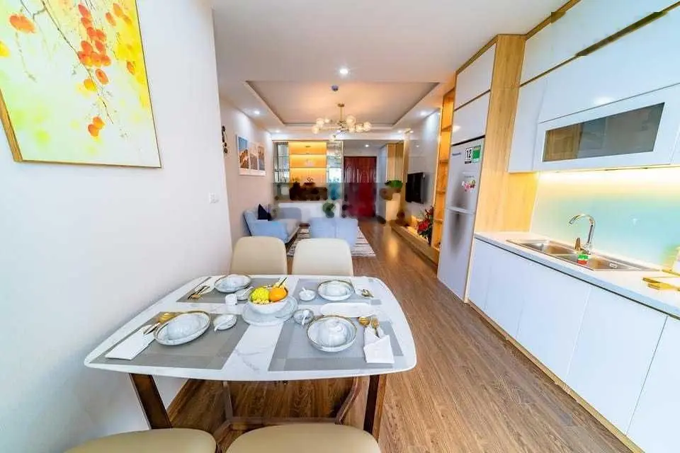 Cần bán căn 2PN đang cho thuê lâu dài giá chỉ từ 800tr, view đẹp hướng mát Đông Nam