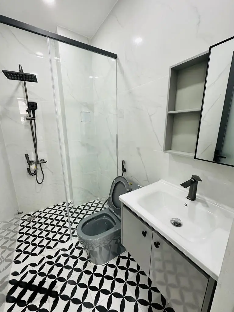 Nhỉnh 7 tỷ - 4 tầng - hẻm xe hơi - 1 căn ra mặt tiền - Nguyễn Du, Phường 1, Gò Vấp