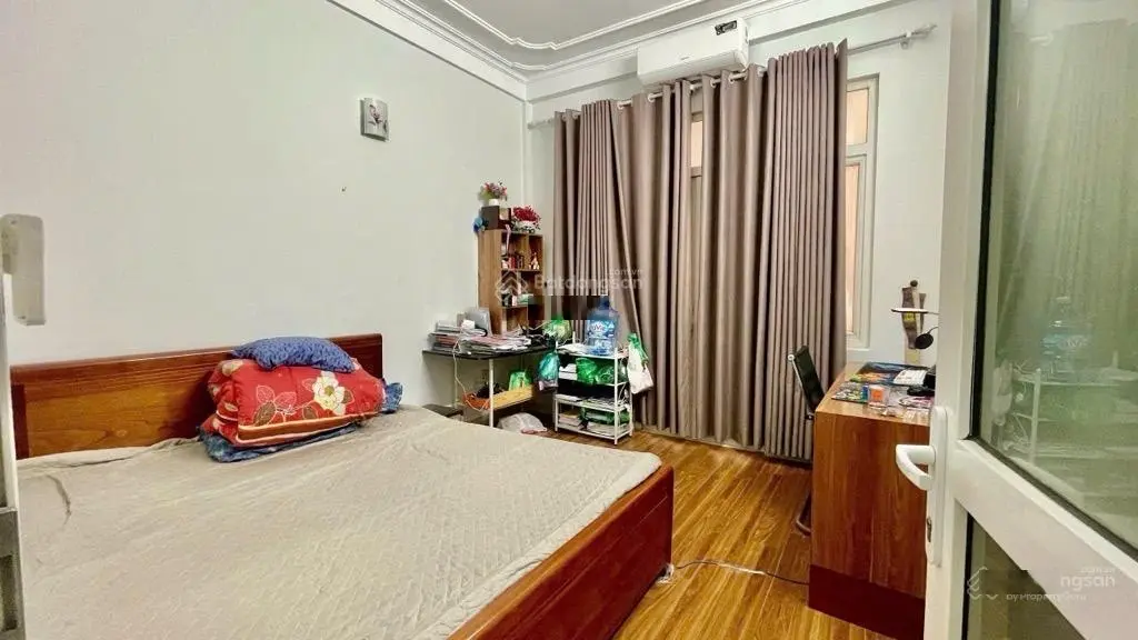 Bán nhà riêng 36m x 5 tầng ,4 ngủ tại Kim Giang sổ đỏ chính chủ .