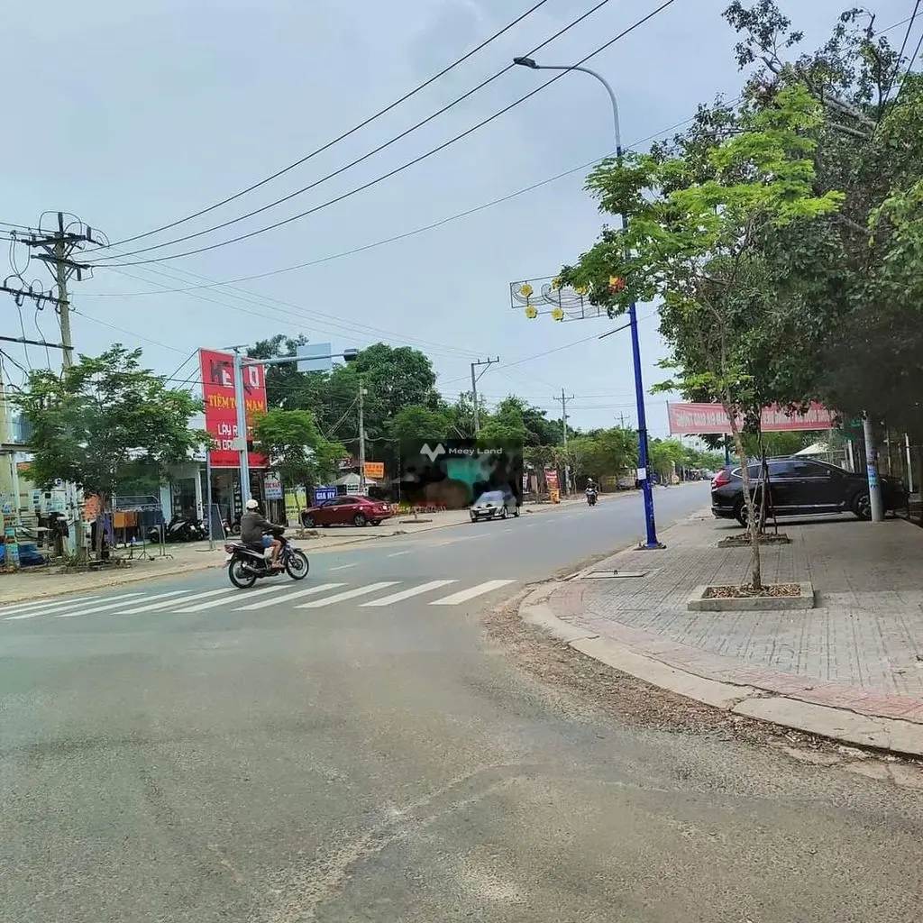 Cần ra nhanh lô đất 130m2, shr, 100% thổ cư gần Khu du lịch Sơn Tiên