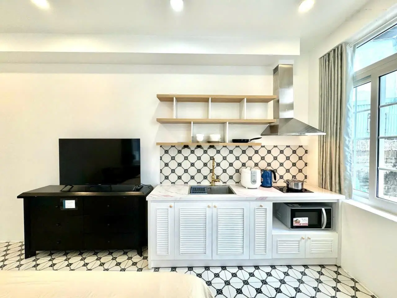 Ngang 6m 165/22 Tô Hiến Thành - thu nhập: 450tr/năm - 6 tầng 200m2