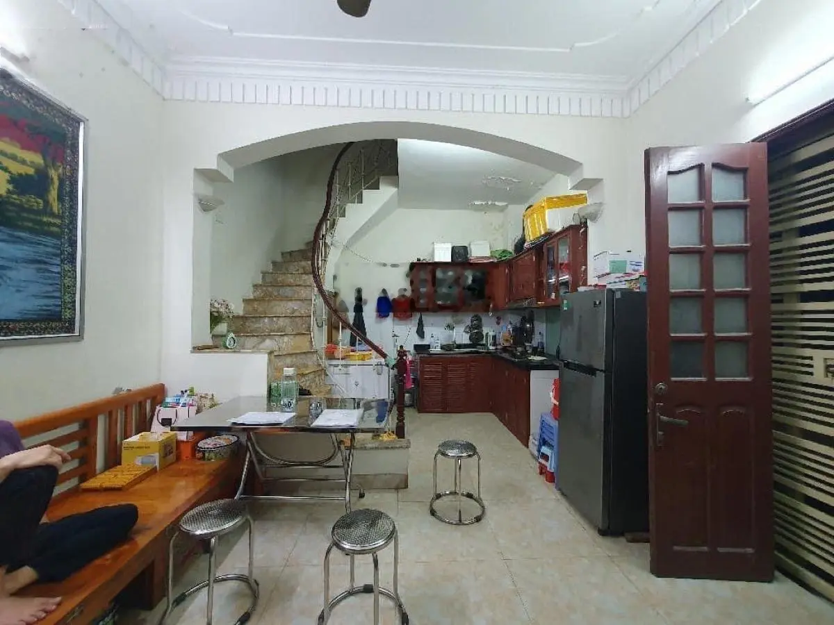 Vị trí kim cương, phố Tam Khương, cách mặt phố vào bước chân, ngõ thông Kd, gần trường,43m272x5T!!