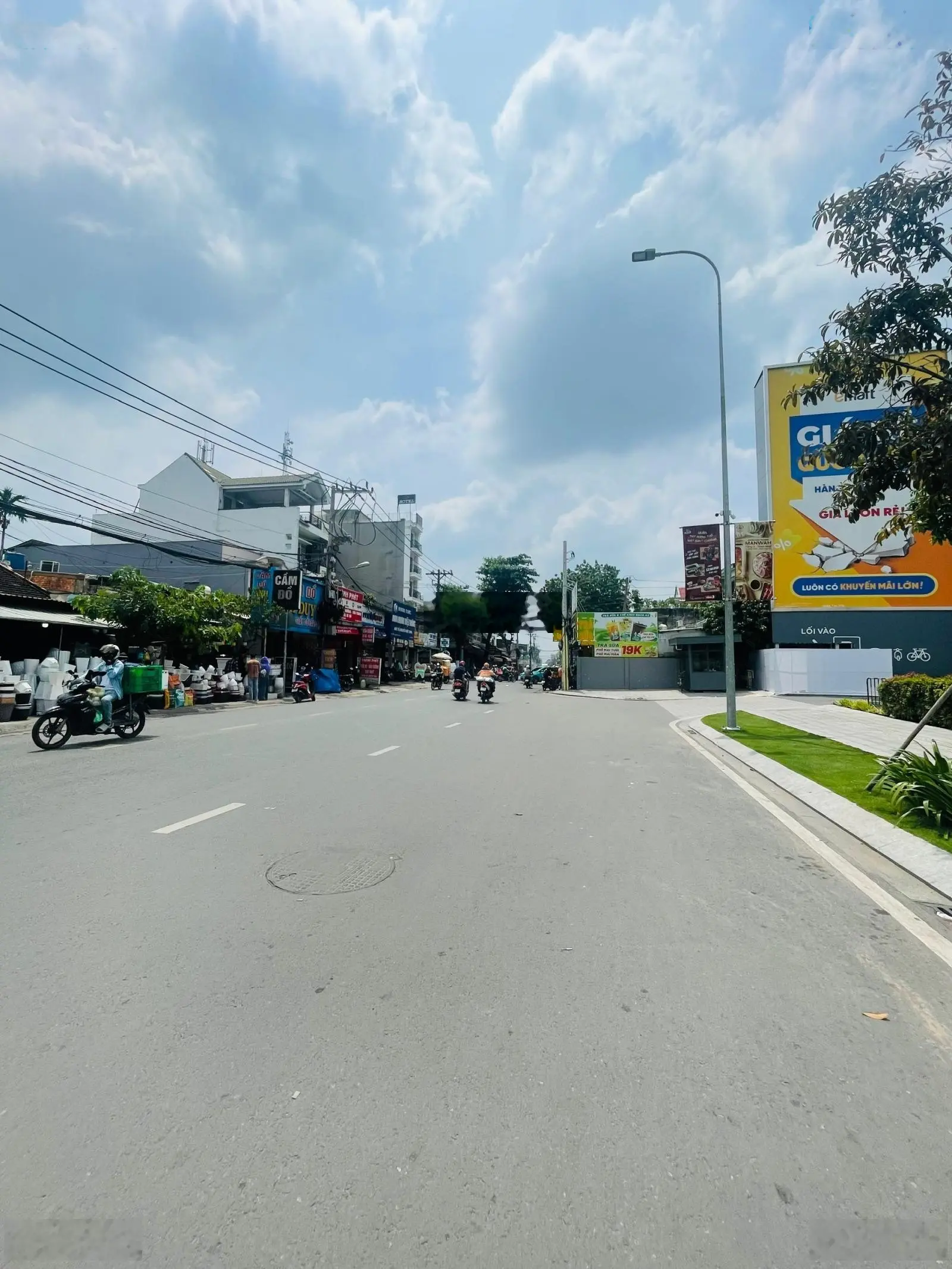 Nhà 162m2 3 tầng ngang 8,3m,ngay Emart2 Phan Huy Ích hẻm xe hơi,16 phòng thu nhập 40tr/th 12,9tỷ TL