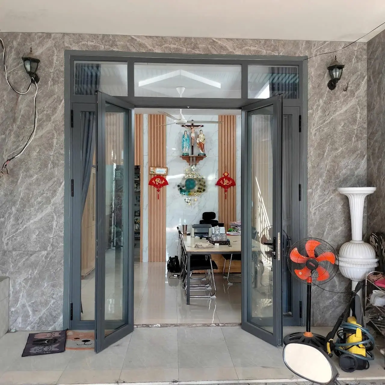 Bán nhà lầu thổ cư hoàn công phường Tân Phong gần giáo xứ Thuận Hoà, Lh: 0931118389