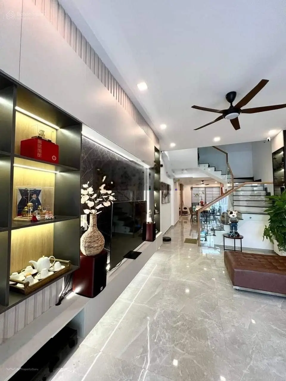 Hàng hiếm giá ngộp Tân Hưng, Quận 7. Giá 3,68TỶ / DT : 5m x 13,8m - Sân thượng rộng, sổ hồng sẵn.