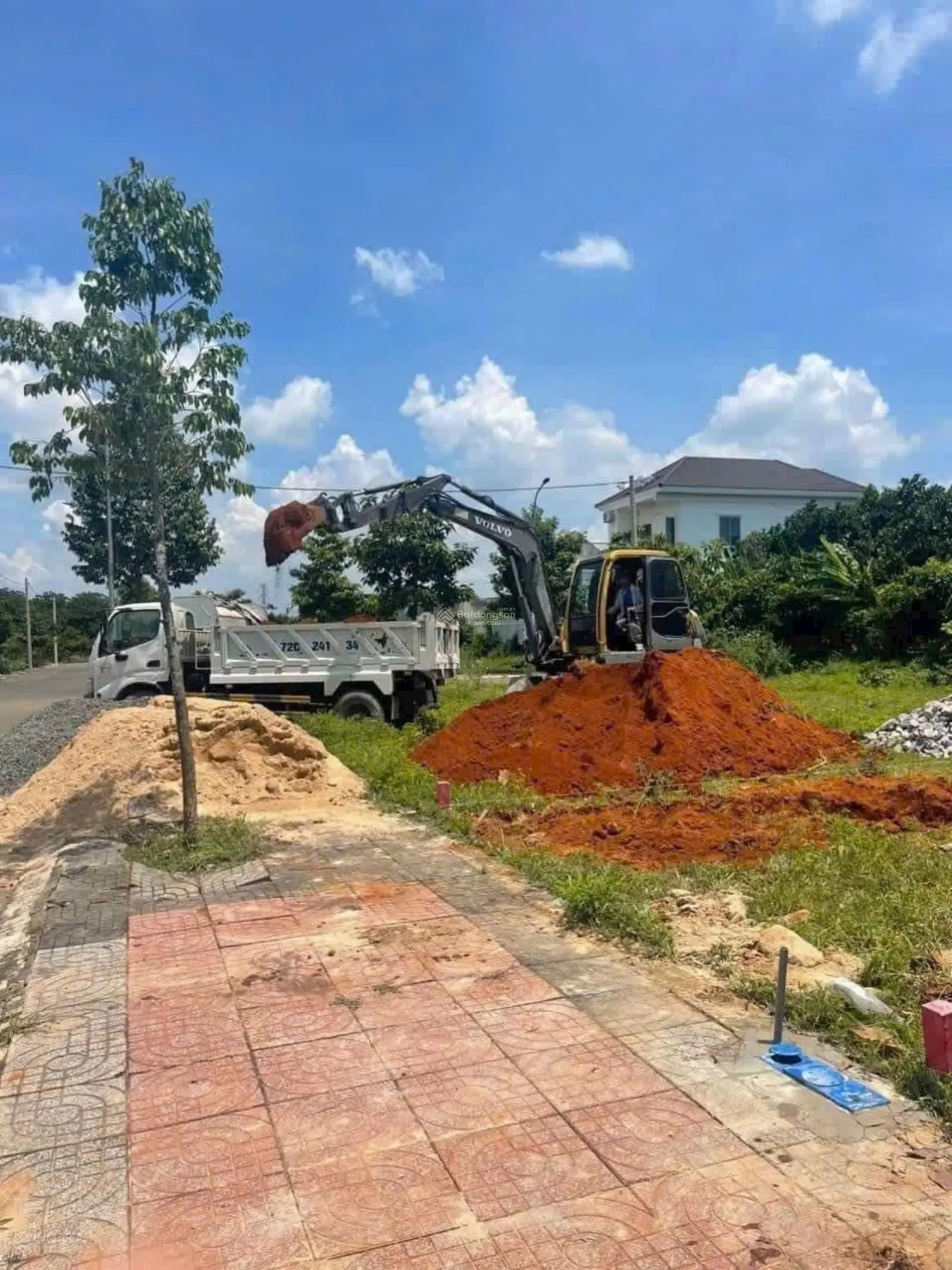 Cần bán gấp đất mặt tiền đường DT769 ngay cổng sân bay Long Thành