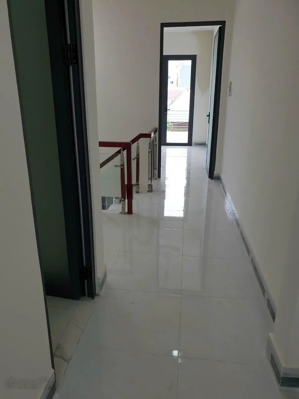 Nhà 1 lầu DT: 4 x 16m gần chợ nhỏ Võ Thị Hồi giáo xứ Bùi Môn