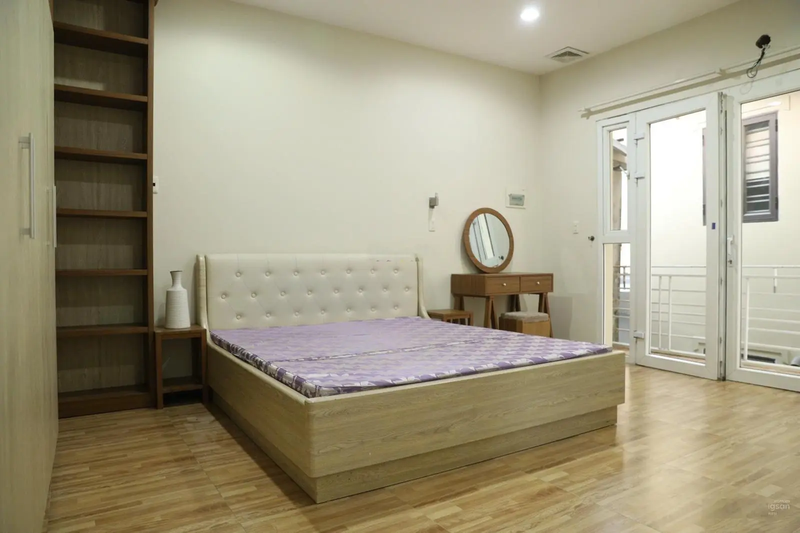 Bán nhà riêng tại Nguyễn Hữu Tuệ, 2,25 tỷ, 35m2, 3PN, 2WC, pháp lý đầy đủ