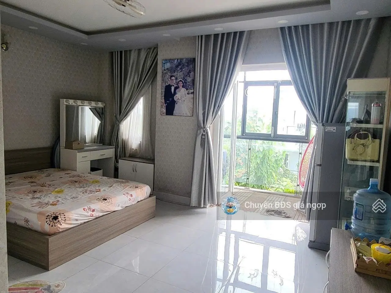 Cực hot! Nhà 1 trệt 2 lầu ngay vòng xoay Phú Hữu Có dòng thu nhập sẵn hàng tháng 12tr/ tháng - SHR