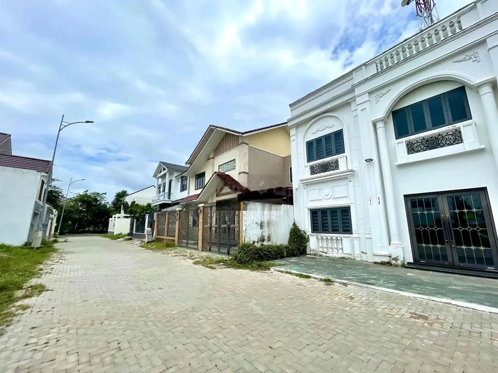 Bán biệt thự trệt lầu khu dân cư nam long cần thơ, nhà kế hồ cảnh quan