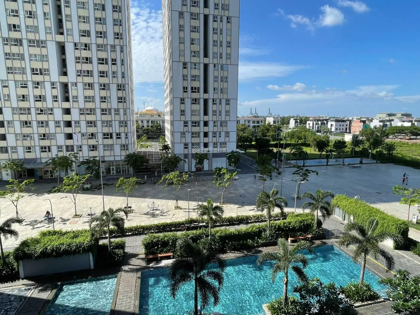 Chung cư mới ở quận 2 có sổ hồng bàn giao nhà ngay chỉ với 2 tỷ