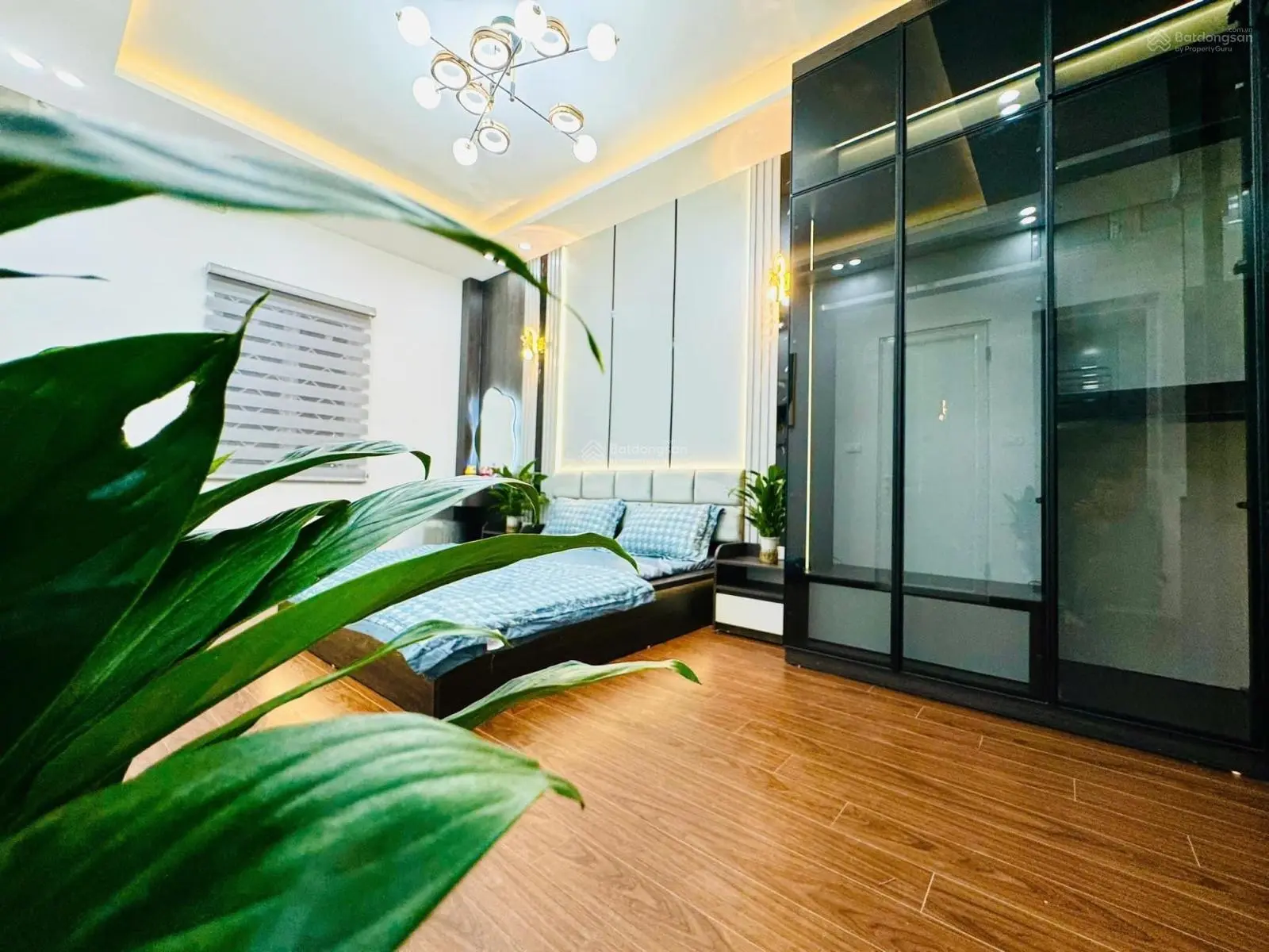 Bán nhà hiếm ở Thụy Khuê, Tây Hồ. 29m2T1/ 32m2 T2, 5 tầng, MT 5m, 7.68 tỷ. Lô góc, ngõ ô tô, kd