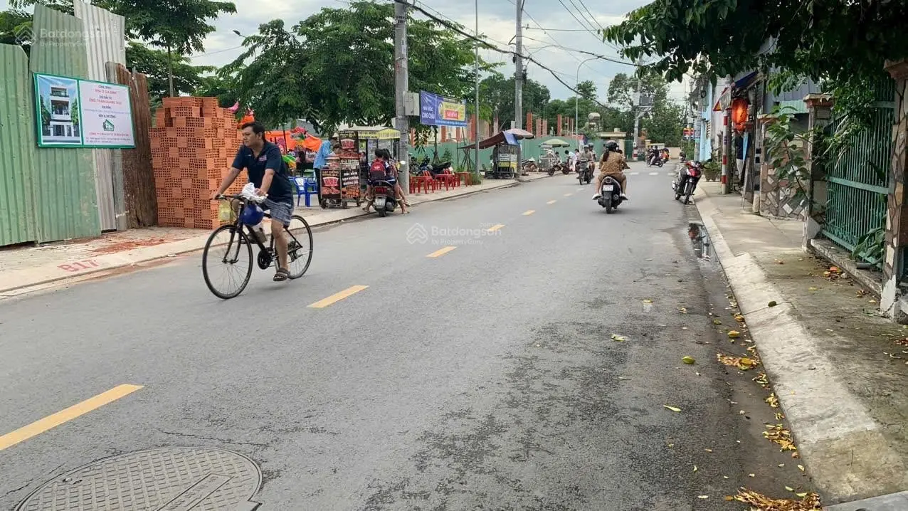 Bán đất MT đường Võ Thị Hồi Ngay khu tái định cư buôn bán cực sung gần giáo xứ bùi môn