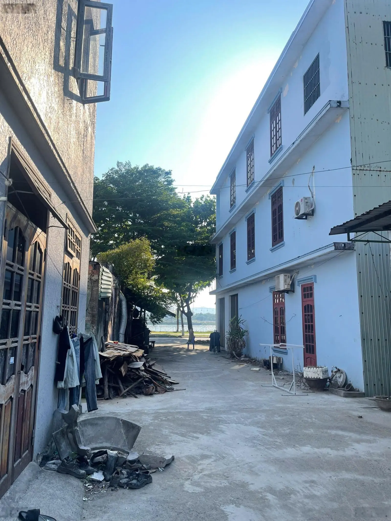 Hạ Giá Bán Nhanh! Căn Góc View Trực Diện Vòng Quay Mặt Trời & Toà 69 Tầng Sun Group. Giá Nhỉnh 11ty