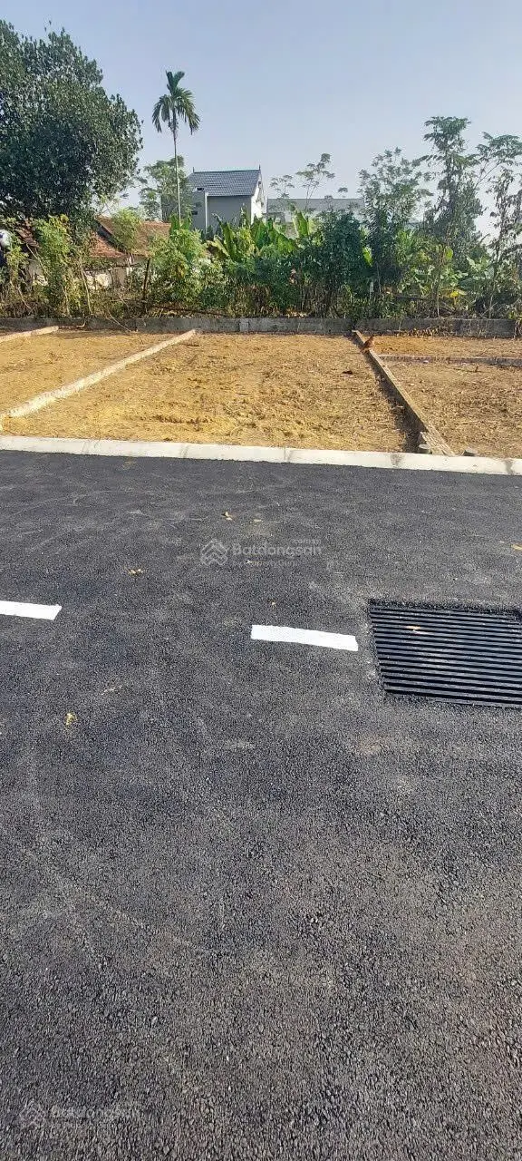 Cần tiền bán rẻ lô đất, chính chủ gửi bán 63m2 giáp khu công nghệ cao Hoà Lạc 1, x tỷ