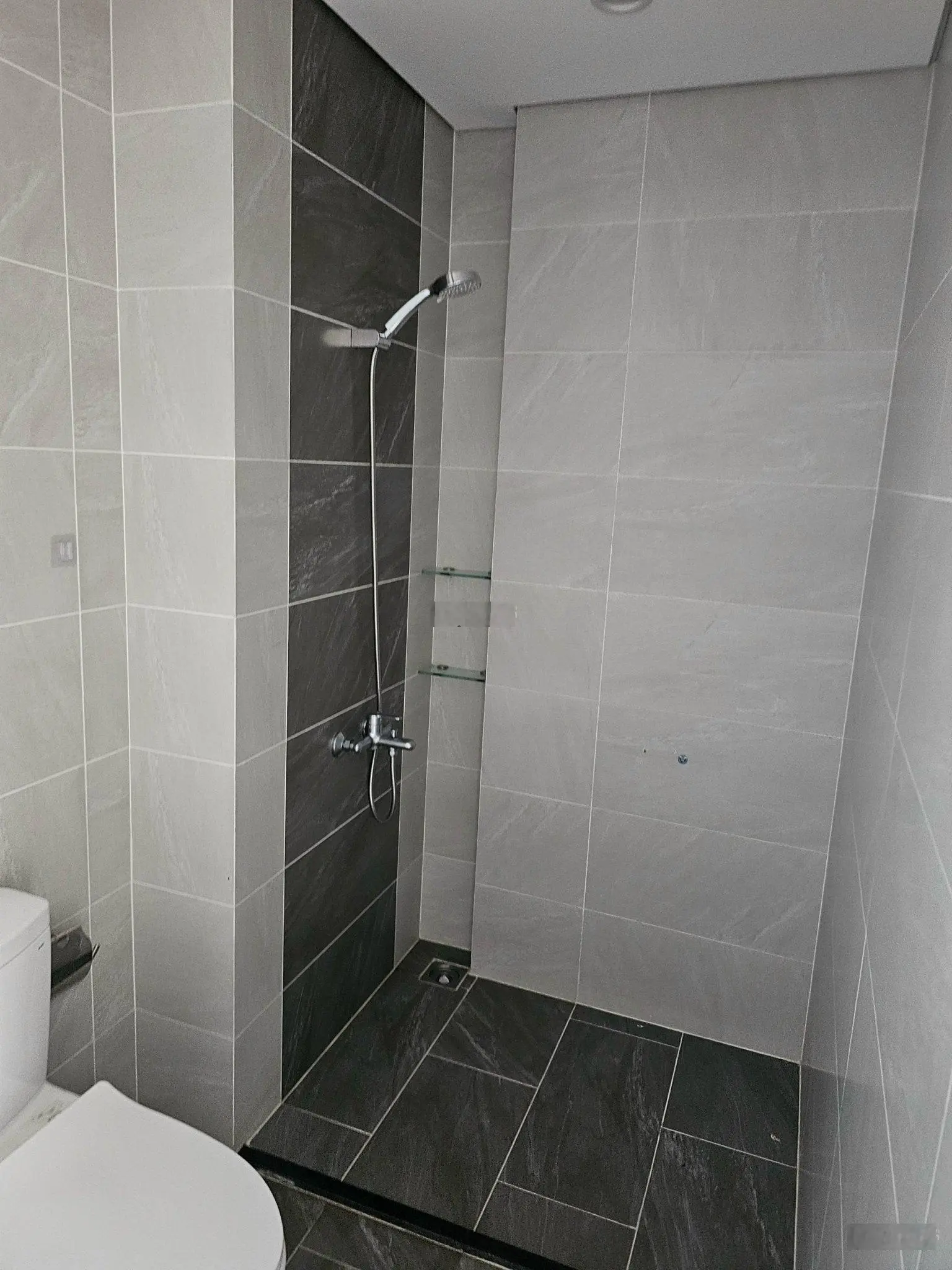 Chủ nhà đắm thuyền cần bán gấp căn góc 2 Phòng ngủ 69m2 có nội thất