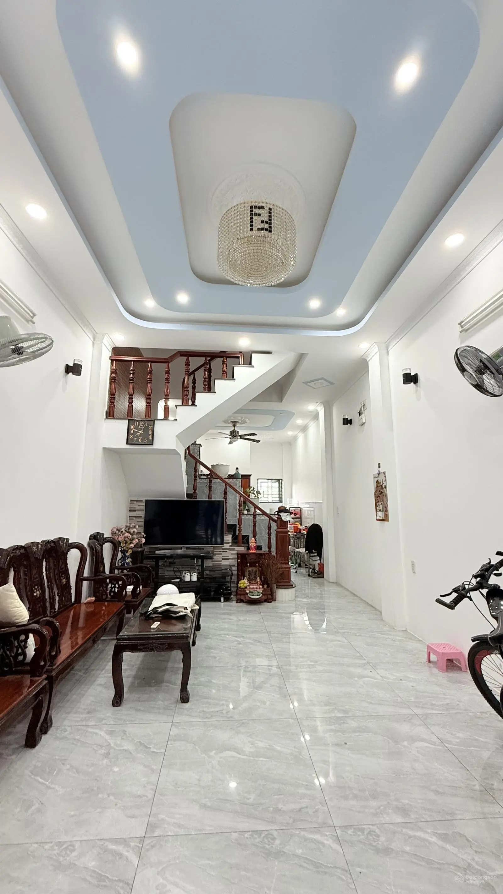 Bán nhà 1 trệt 2 lầu 1 tum dân xây ở kiên cố An Bình - Dĩ An - Bình Dương