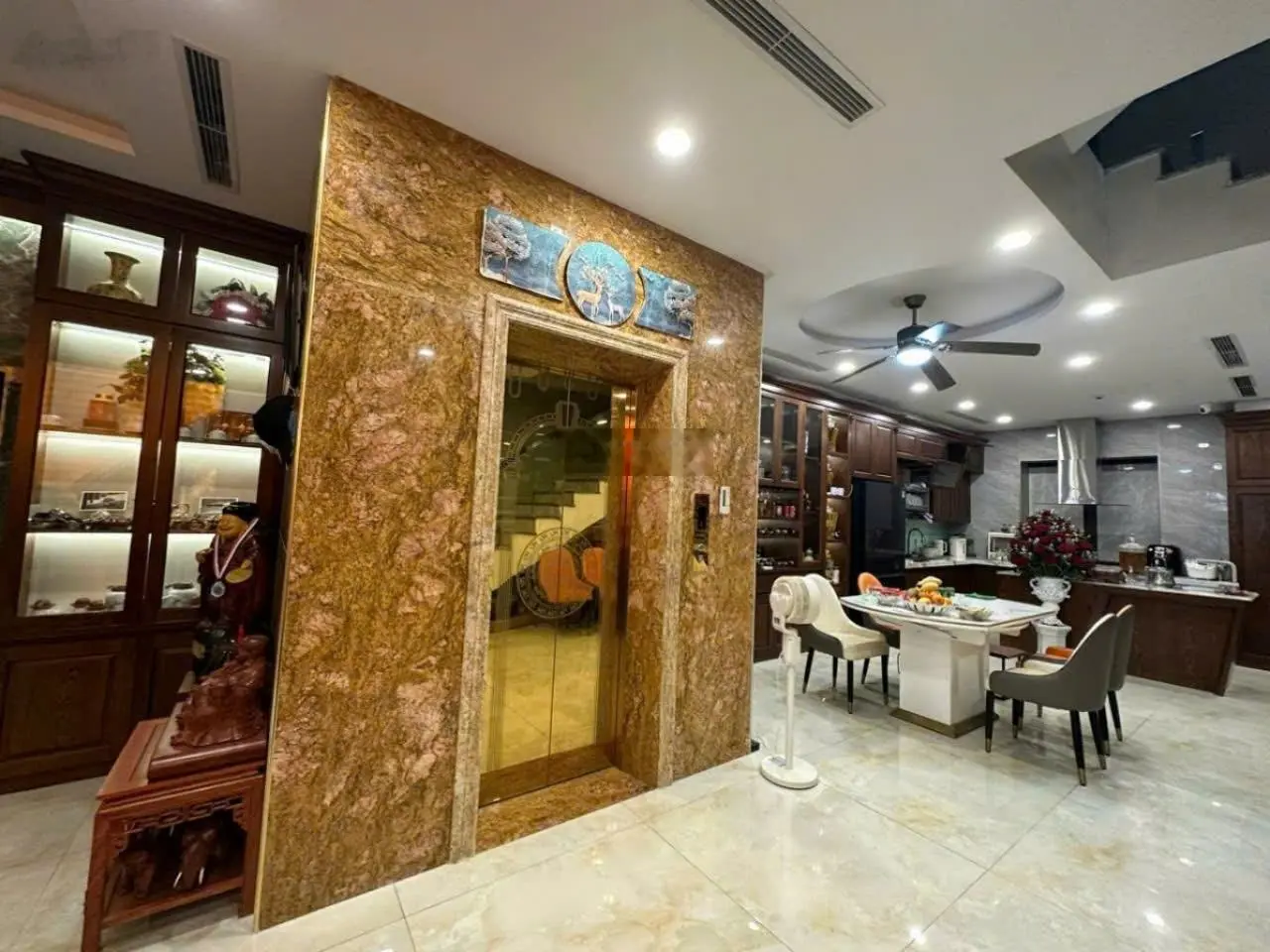 Bán nhà liền kề Geleximco, Lê Trọng Tấn thang máy nội thất xịn sò - S= 125m2 - giá 25.5 tỷ