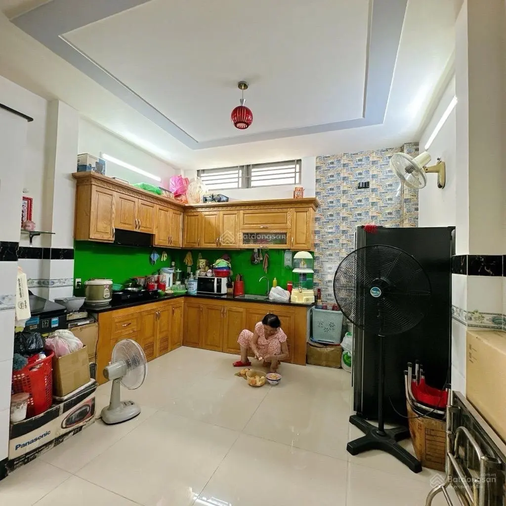 Bán nhà riêng tại Chiến Lược, 5,1 tỷ, 60m2, 2PN, 2WC, nhiợc, 5,1 tỷ, 60m2, 2PN, 2WC, nhiều tiện ích
