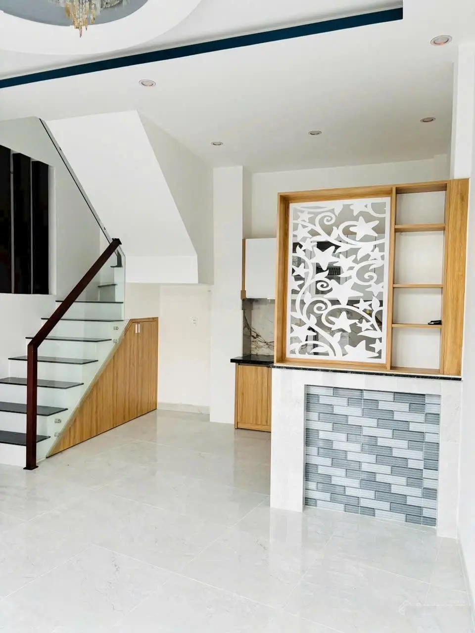 BÁN NHÀ 2 Tầng Khu Tái Định Cư Trong Khu Đô Thị VCN PHƯỚC HẢI, Nha Trang