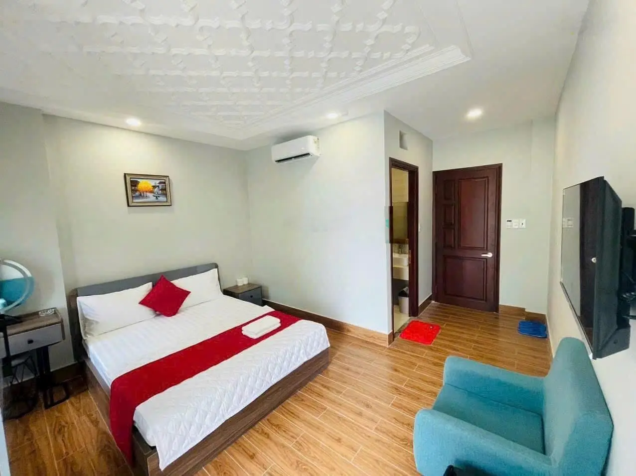 Bán khách sạn đẹp, mới nhất khu Công Ích Quận 7 TP HCM