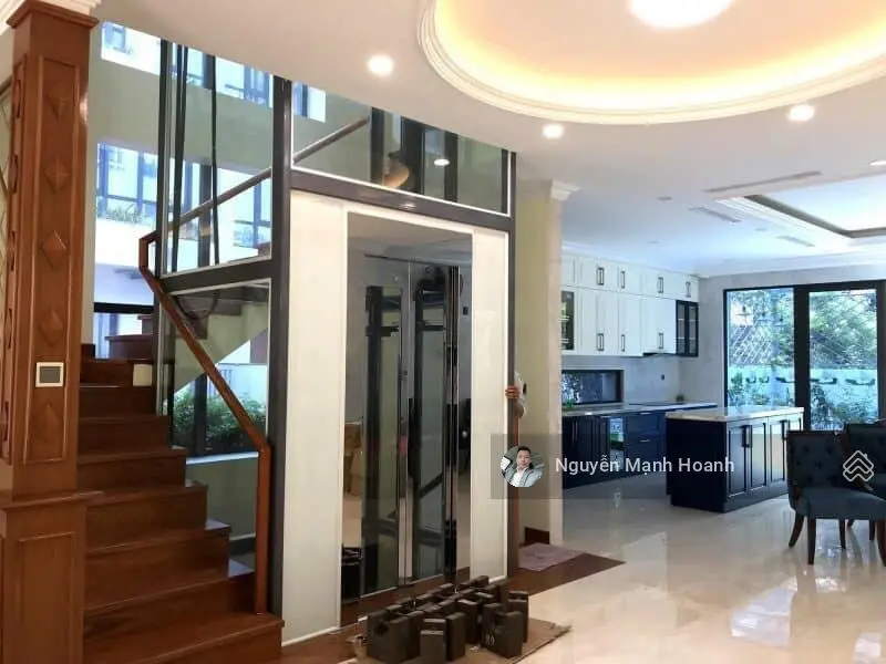 Bán nhà liền kề Kdt Văn Phú, 5 tầng, thang máy, giá chỉ 17.8 tỷ có thương lượng.