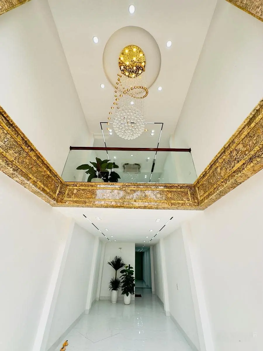 Siêu phẩm MP Dương Văn Bé 80m², mặt thoáng ngõ phân lô, thang máy, gara - giá chỉ nhỉnh 28 tỷ