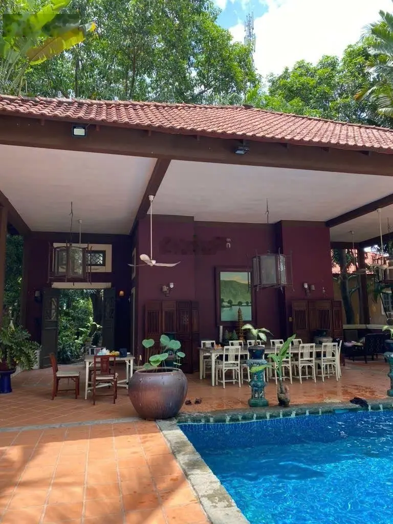 Bán khu sinh thái độc nhất dĩ an hơn 4.130m2 thổ cư 3 biệt thự pháp bộ sưu tập đồ cổ ngàn năm
