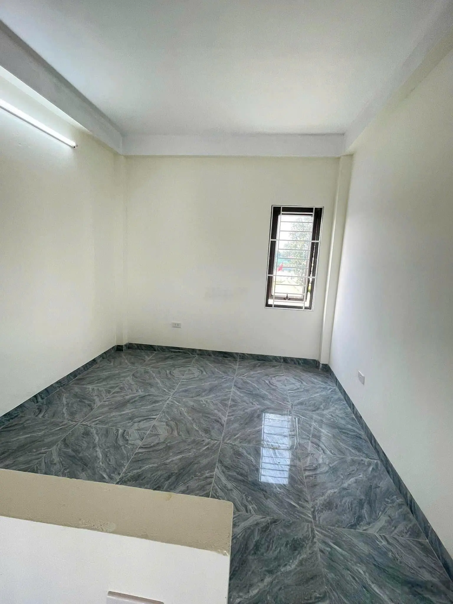 Cần tiền bán gấp ngõ ô tô - Yên Thành - Biên Giang gần ql6 - 400m ra đh tdtt - xây mới - ở ngay