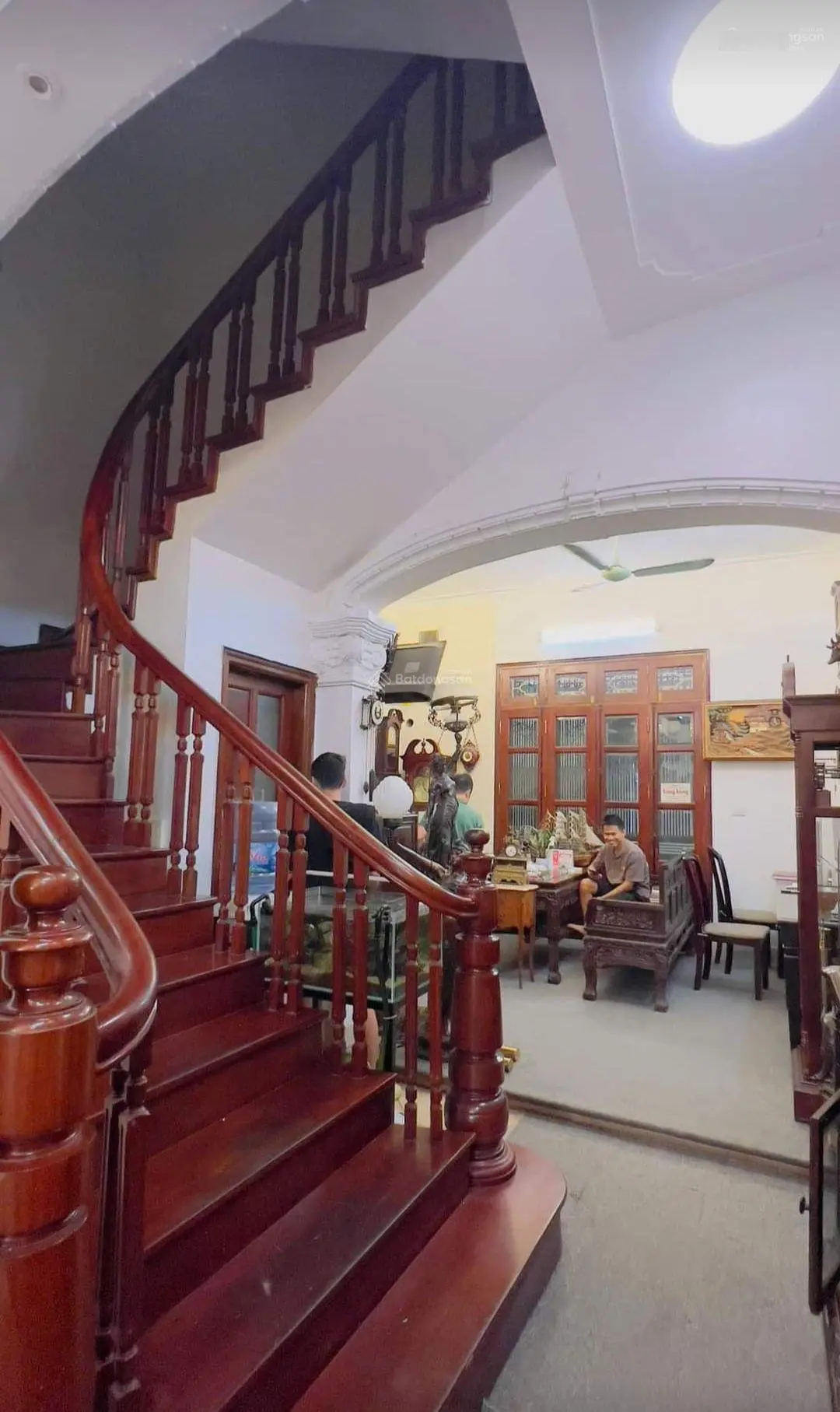 Chính chủ cần bán nhà Hoàng Đạo Thành diện tích 62m2, 4tầng full nội thất