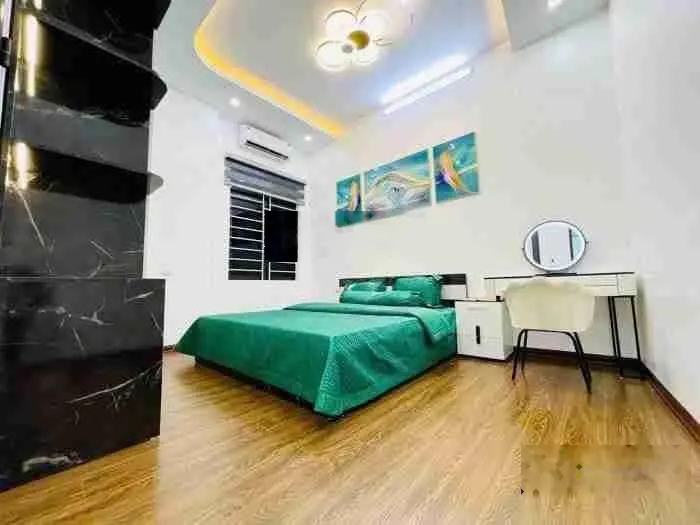 Giá tốt nhà đẹp gần phố Thanh Xuân 24m 4 tầng 3 ngủ mặt tiền 5m tặng full nội thất sổ vuông