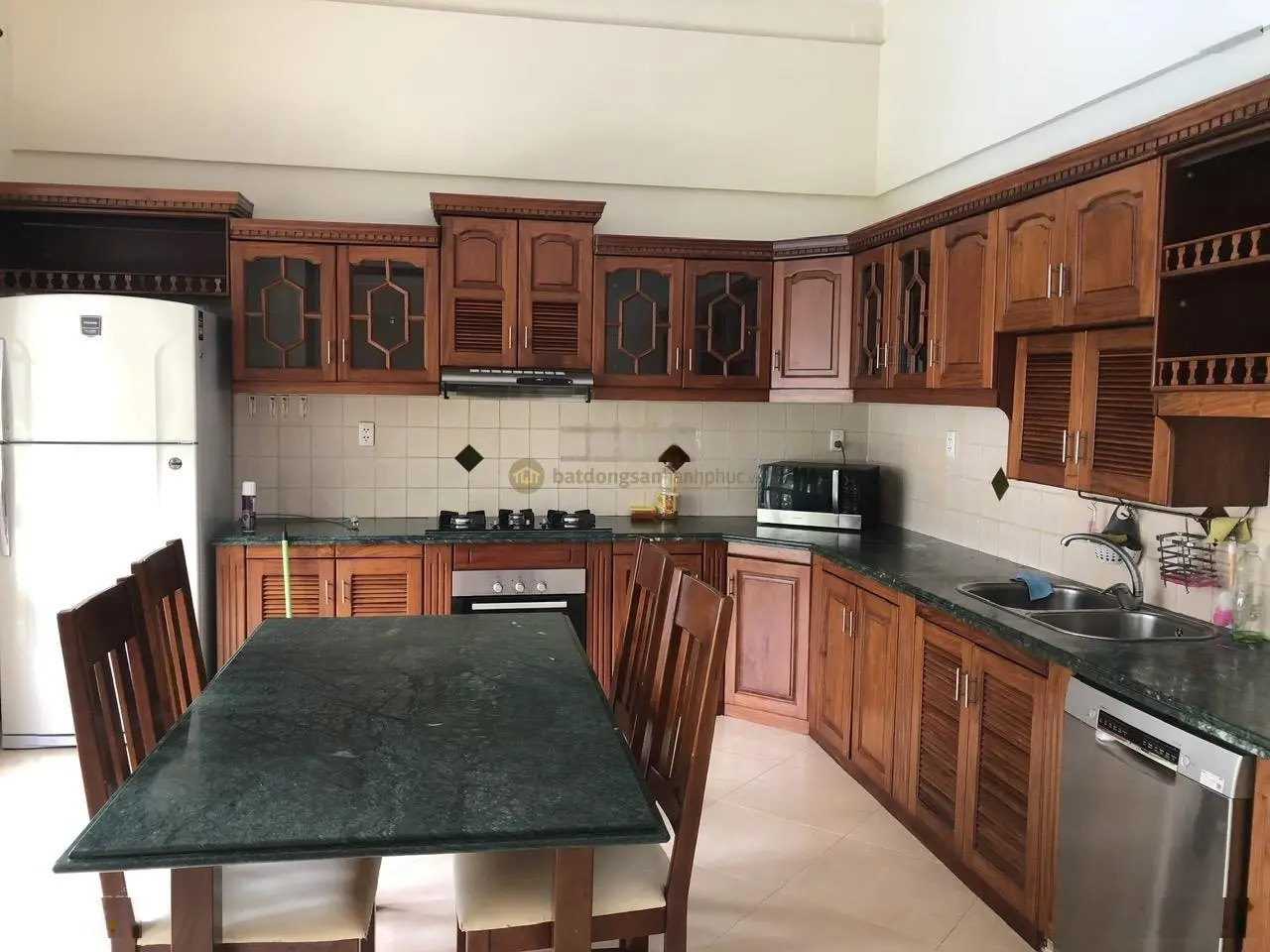 Bán biệt thự 15X25 (380m2), Trệt 2 lầu, ngay khu compound Eden - 70 tỷ
