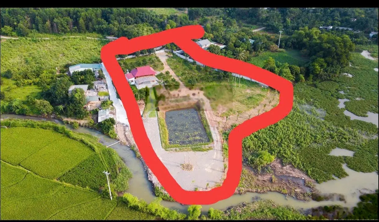 Chuyển nhượng khuôn viên nhà vườn 6000m2 có 450m2 thổ cư view cánh đồng tại thành phố Hoà Bình