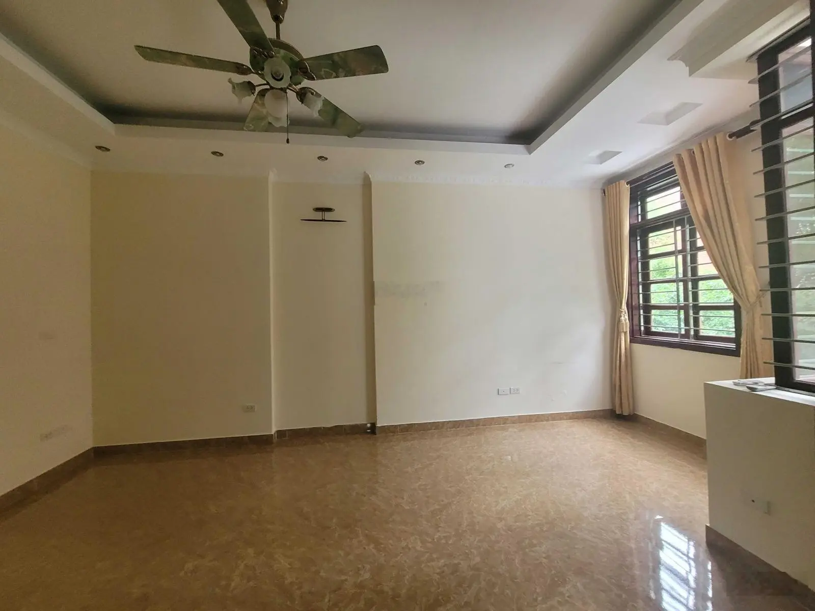 Căn góc! Rẻ đẹp, 2PN chung cư CTM, 299 Cầu Giấy, Khúc Thưa Dụ, tầng đẹp, quận Cầu Giấy