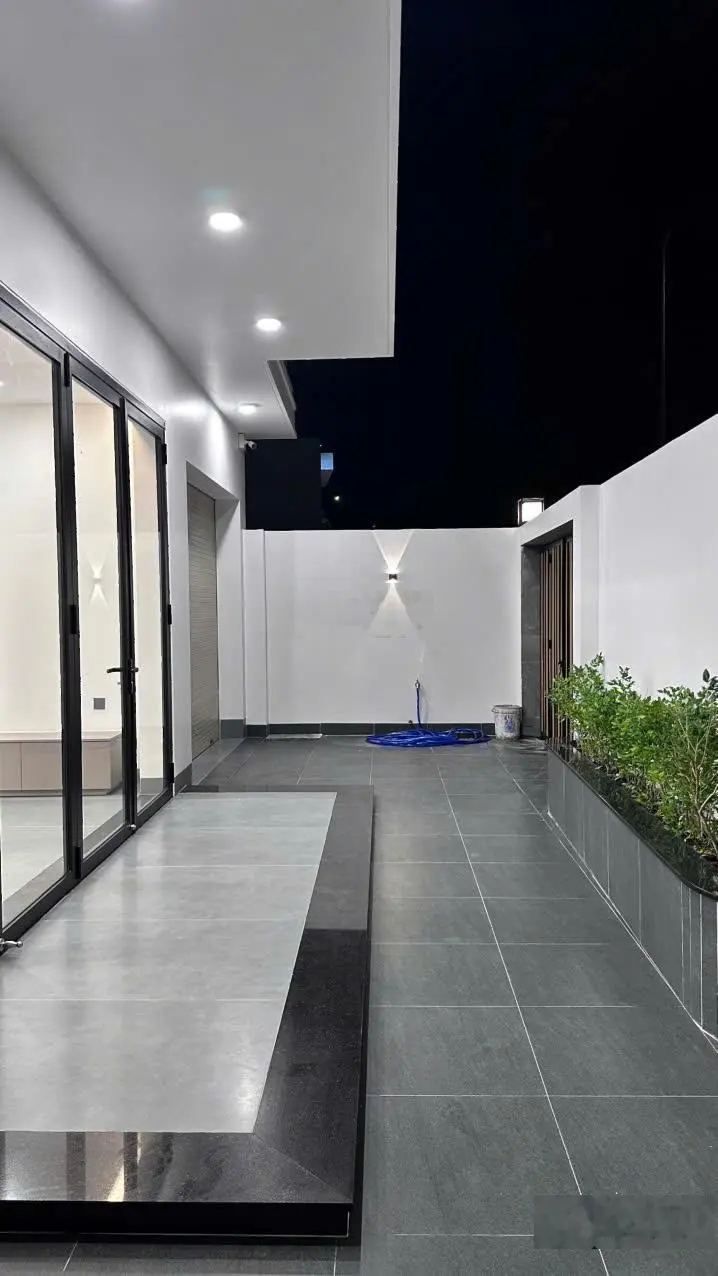 Căn biệt thự mới đường 27m Gói 7 KĐT Mỹ Gia. 216m2 ngang 10m, bao toàn bộ thuế phí sang nhượng