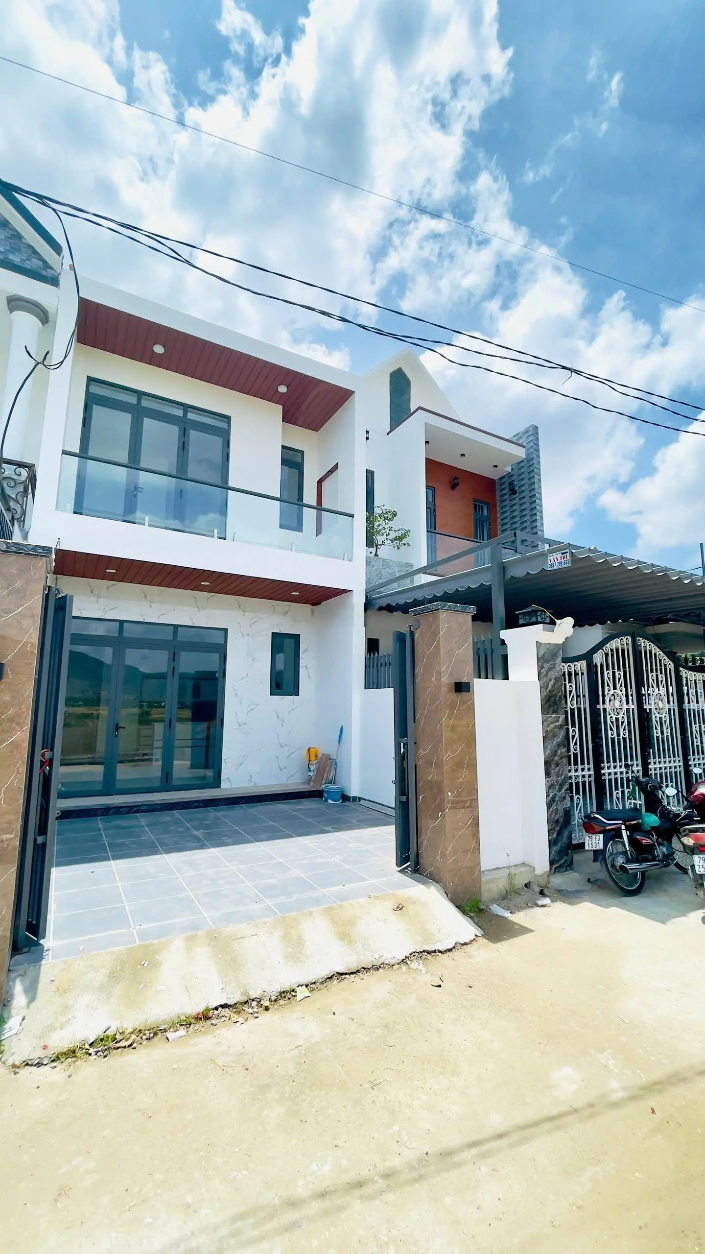 Bán Căn Nhà Mới 100% Tại Thôn Tây 2,Diên Sơn Diên Khánh,Dt 84m2,Đường 4m Oto Vào Tận Nhà,Giá 1ty650