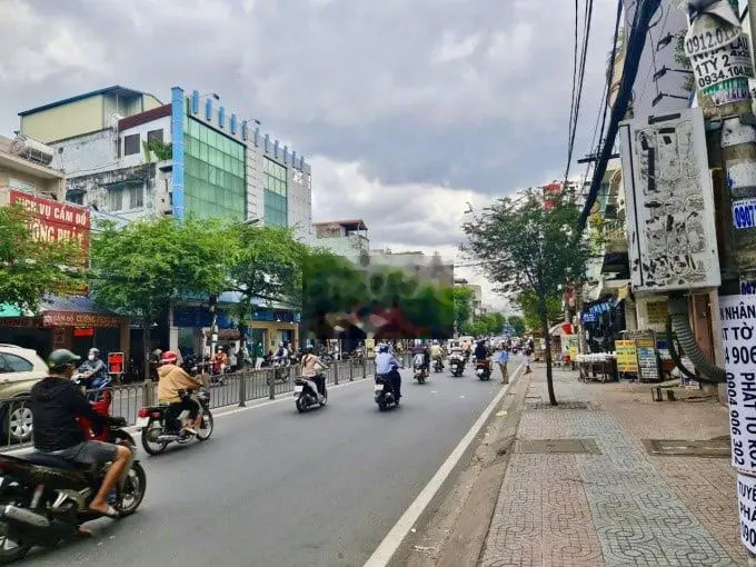 (RẺ) BÁN NHÀ MẶT TIỀN ĐẸP 4 TẦNG ĐƯỜNG TÙNG THIỆN VƯƠNG, QUẬN 8.