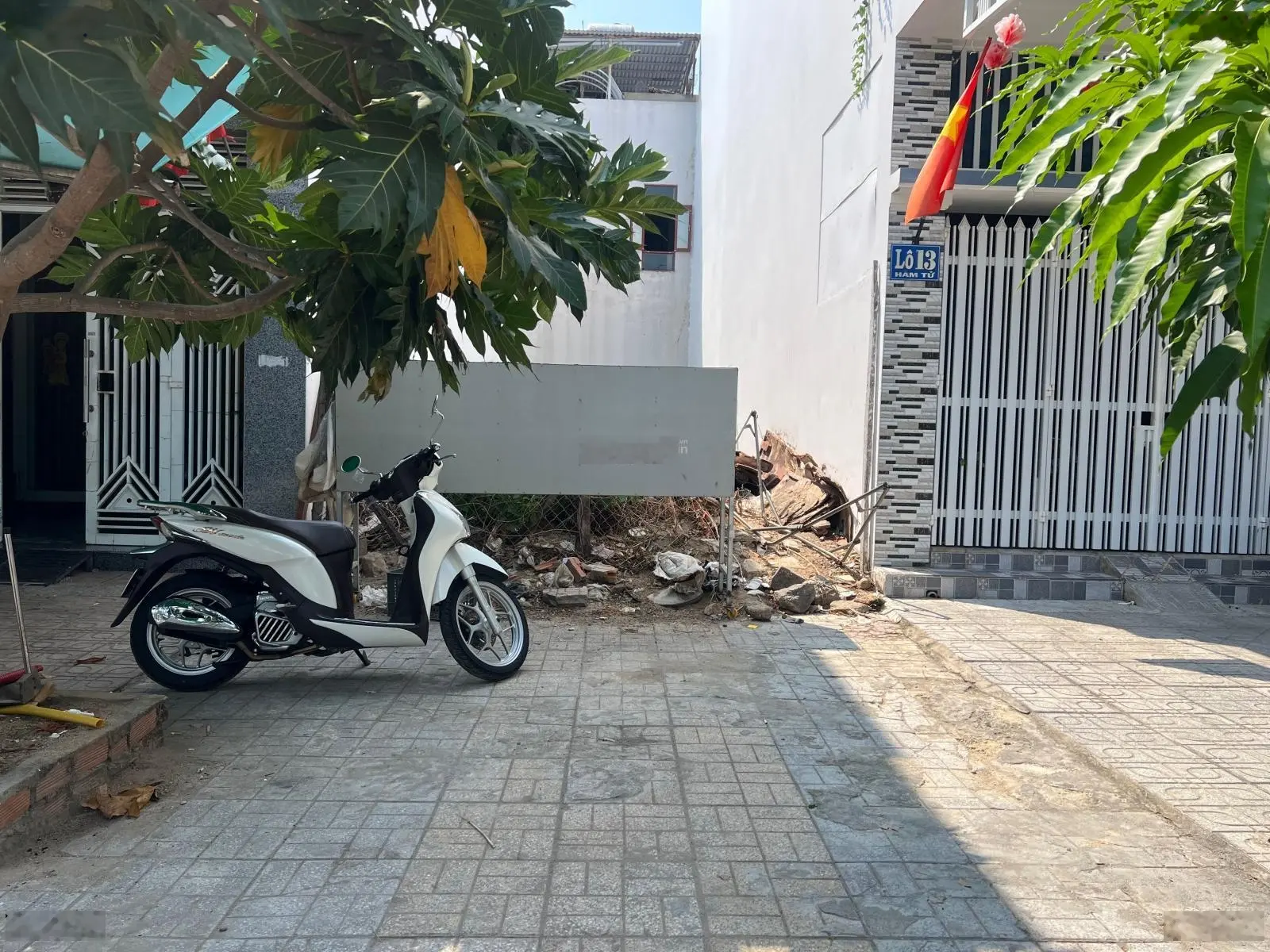 Bán đất mặt tiền kinh doanh Hàm Tử thuộc Hòn Rớ 1, Phước Đồng, Nha Trang giá chỉ 2 tỷ 690