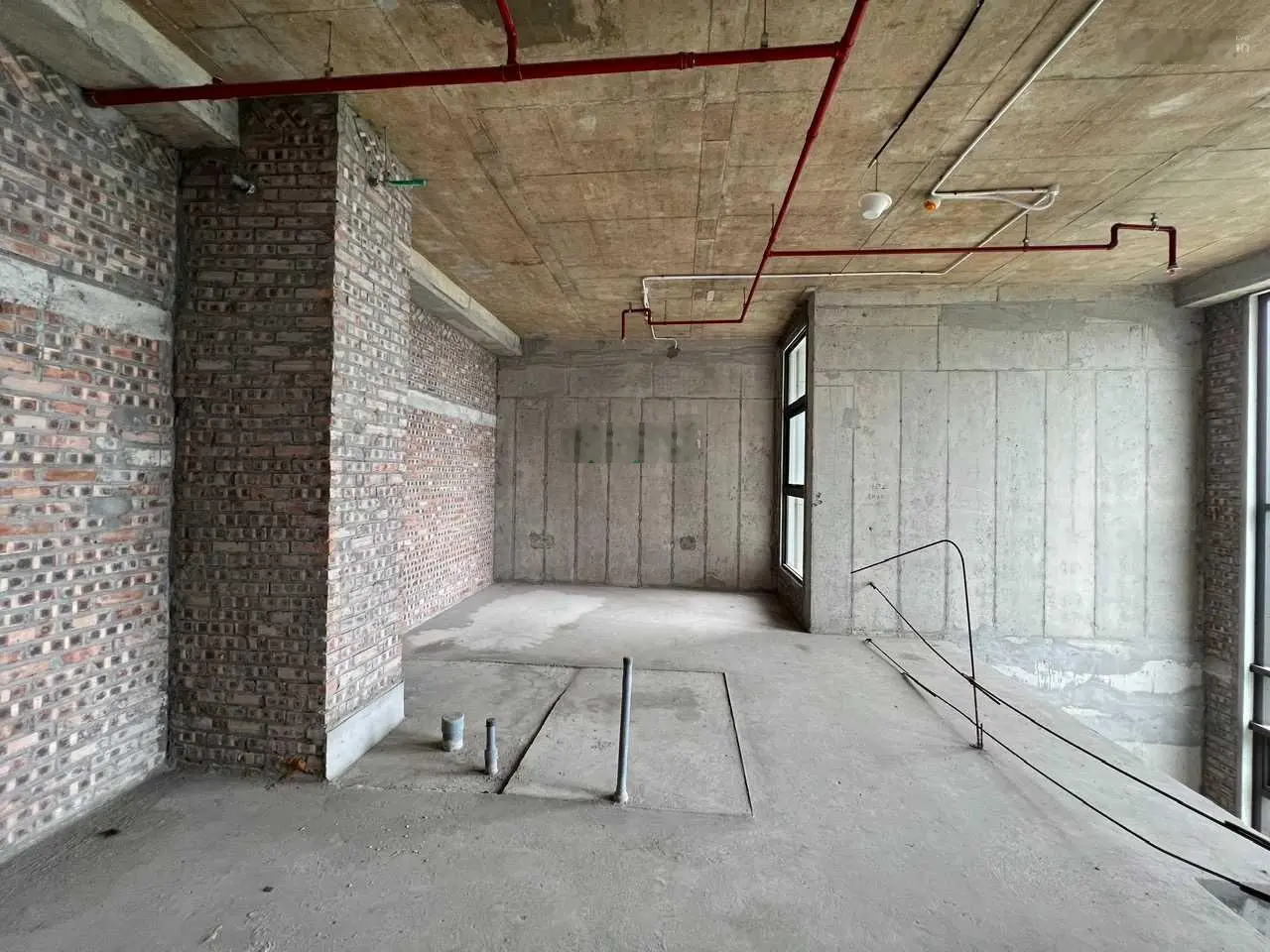 (Chính chủ) Gia đình tôi cần bán căn Penthouse Cao Cấp 106,2m2 Ecopark | Full kính, Trần 9m cực VIP