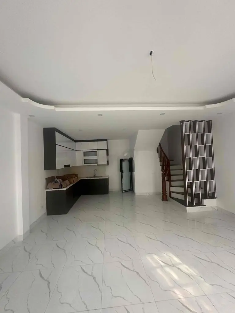 40m2 ô tô đỗ cửa - 500m ra Đại Lộ Thăng Long nhà đẹp 4 tầng về ở ngay