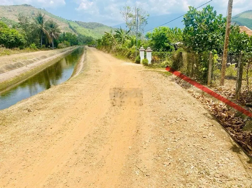 Bán gấp lô đất thổ cư gần KCN Ninh Sơn