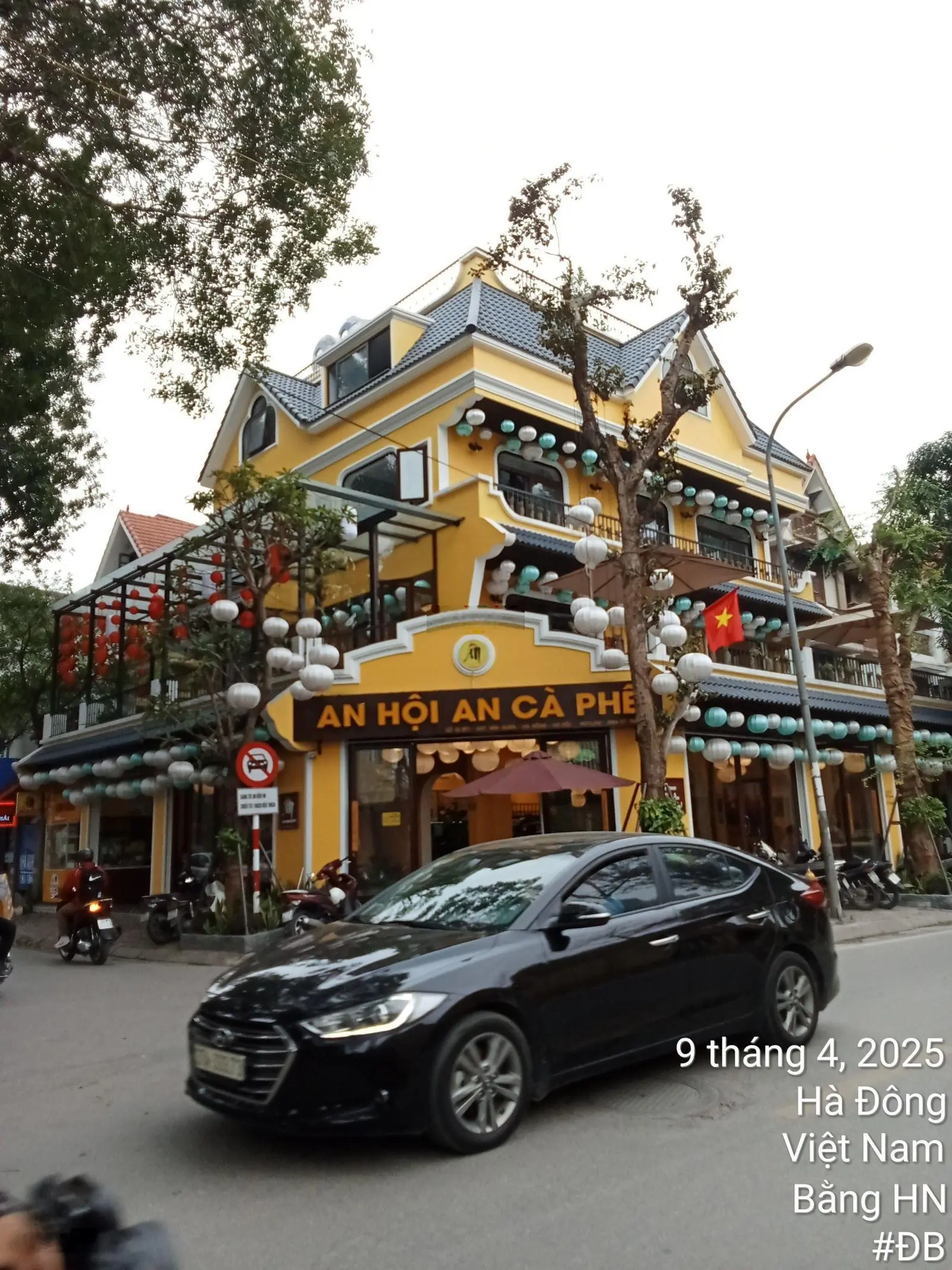 Hiếm phố Chiến Thắng - Hà Đông, 14 tỷ, 44m2, 4 tầng, MT 4m, như hoa hậu, phố kinh doanh, vỉa hè