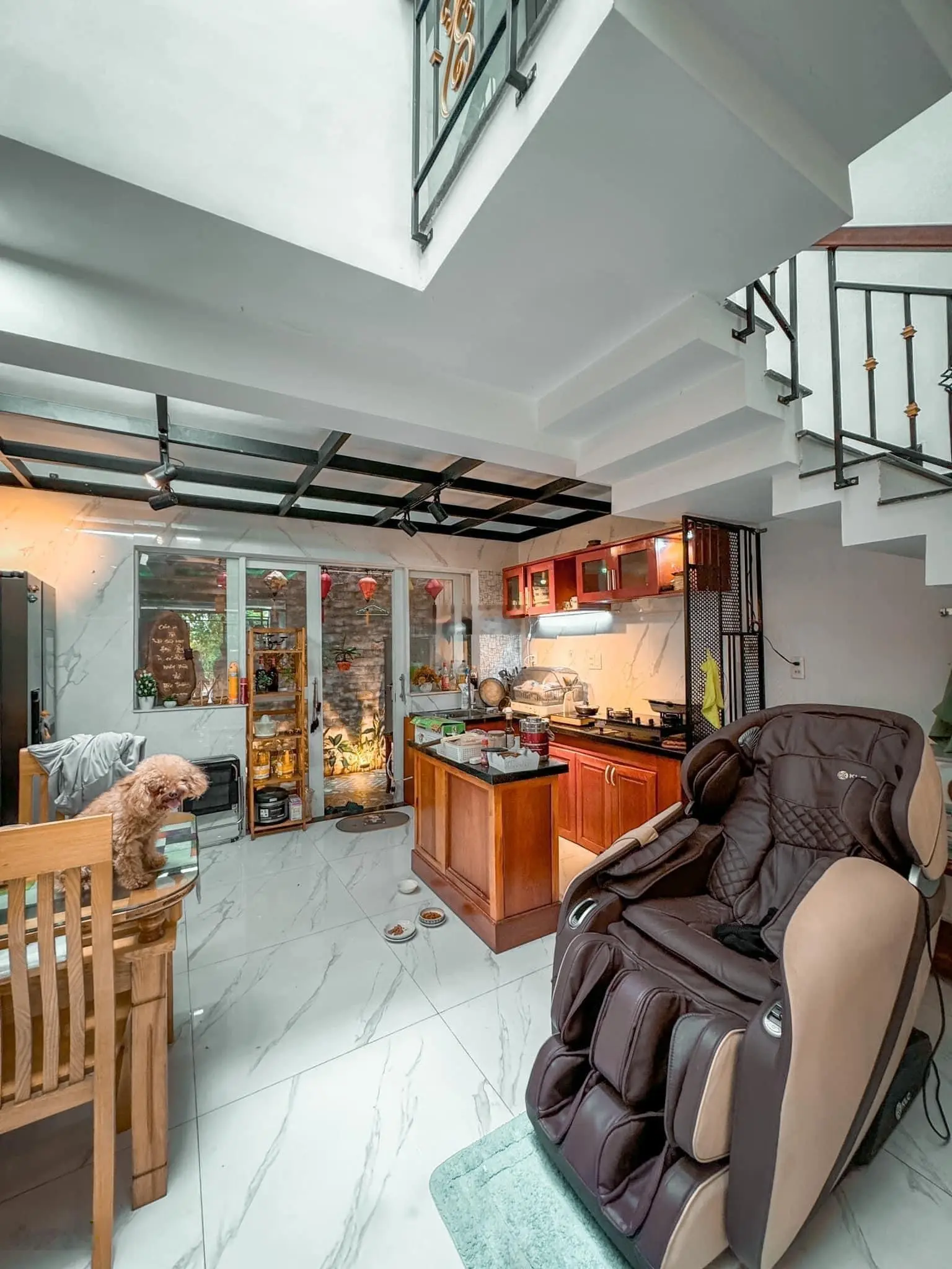 Nhà 4 tầng đường Bàu Năng 1 gần Lý Thái Tông cách trung tâm chỉ 5phút - Đà Nẵng