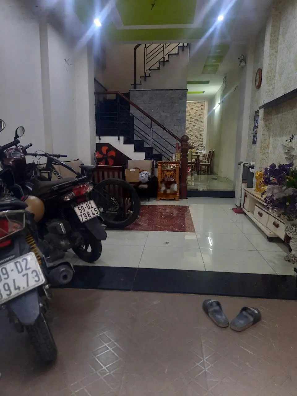 Bán nhà đường Lê Trọng Tấn gần trường Đại Học Thực Phẩm 4x14m 1trệt2lầu st giá 5 tỷ