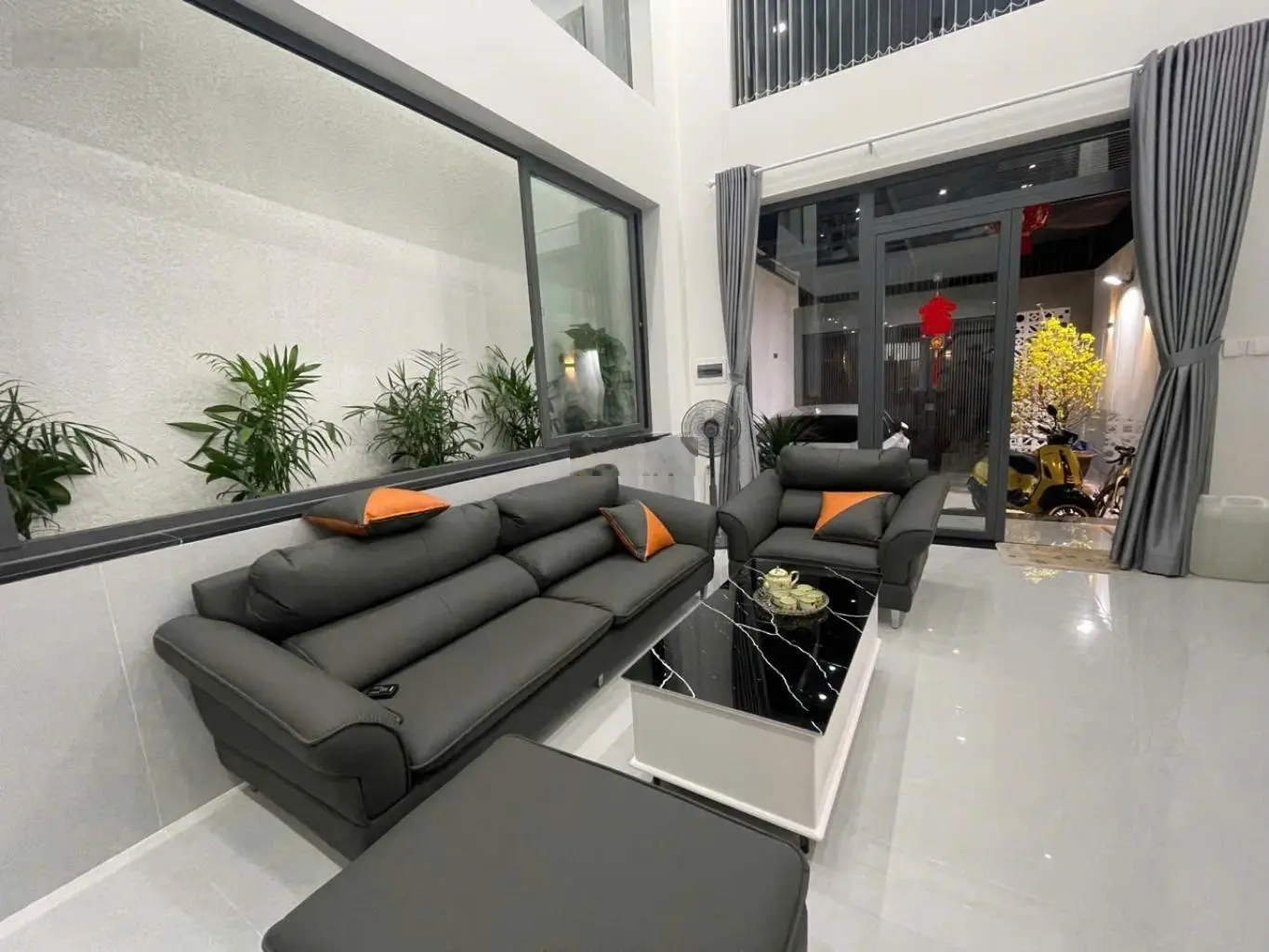 Siêu phẩm mặt tiền 4 tầng, kế bên Đỗ Xuân Hợp, diện tích sử dụng 248.6m2, Phước Long B, Quận 9