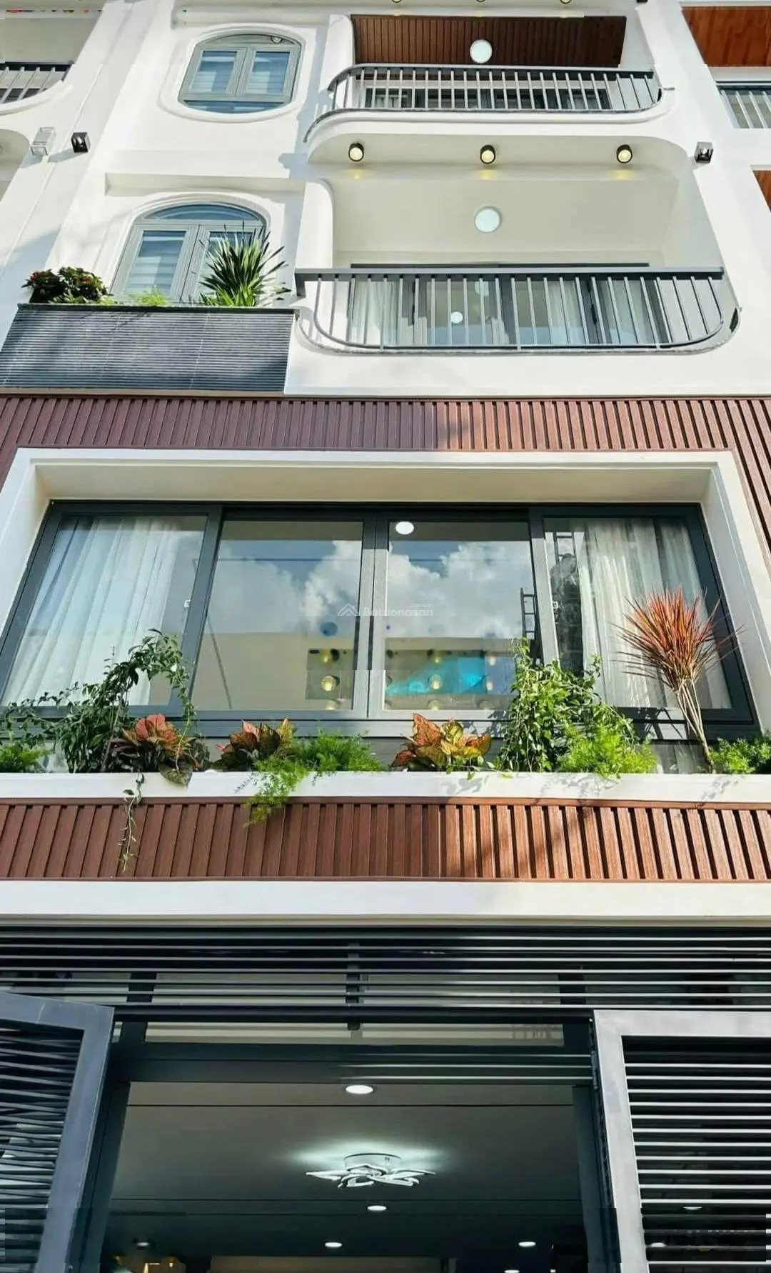 CẦN THANH LÝ GẤP NR GIÁ 3TỶ750 tại Đoàn Văn Bơ, Phường 13, Quận 4, TP.HCM,
