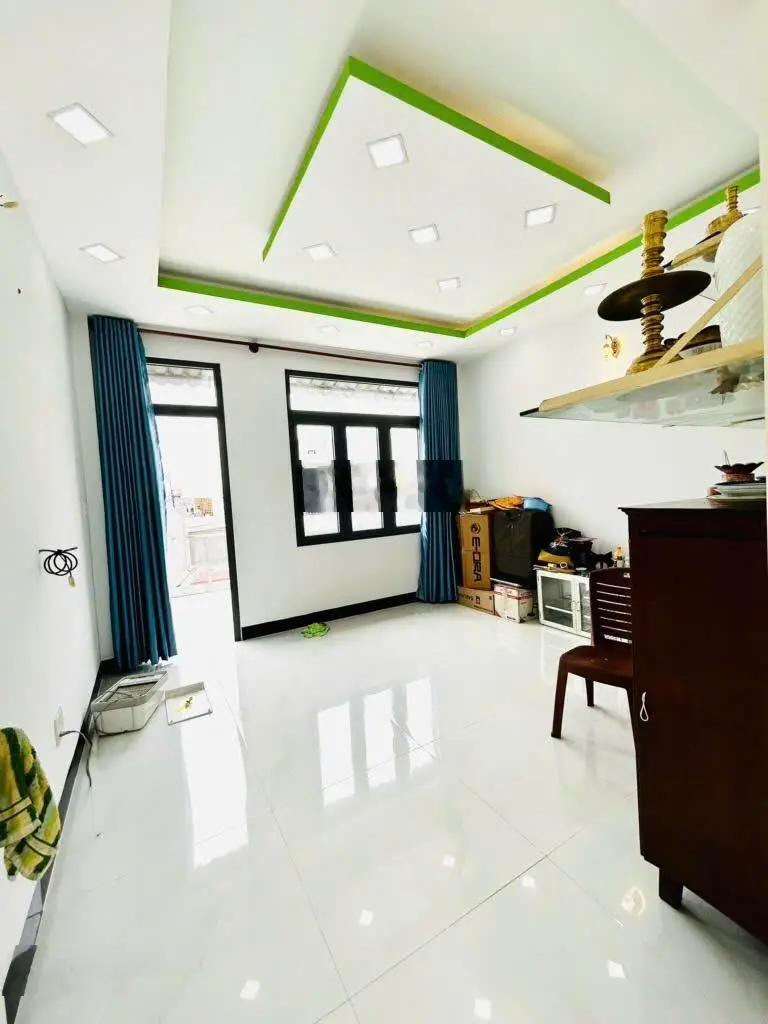 Bán nhà phố 4 Tầng, ÔTô tránh, Trần Xuân Soạn, 13,5 tỷ, 78m2, giá tốt