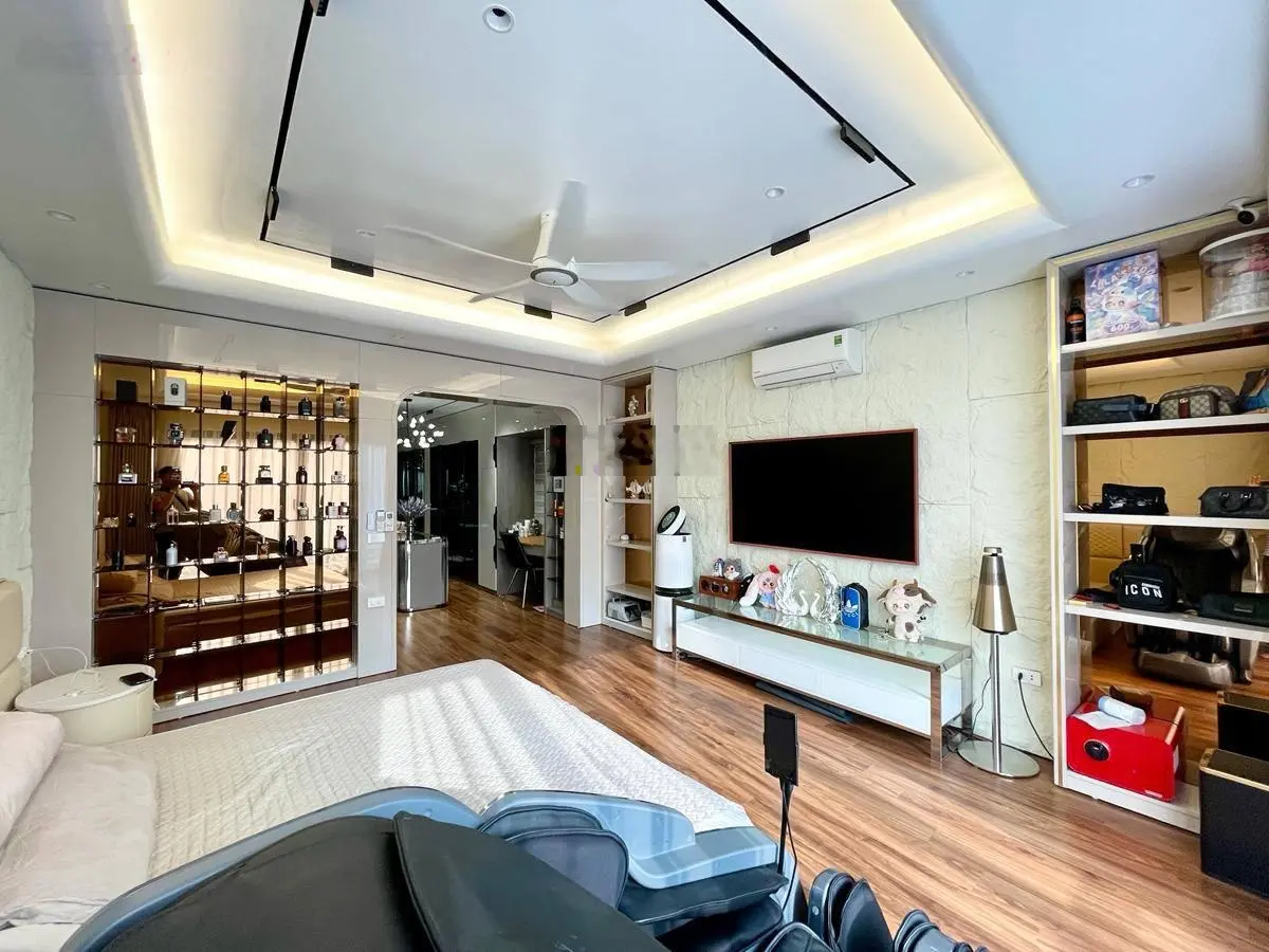 Nhà Đẹp Ô Tô Trong Nhà Nguyễn Đức Cảnh, Hoàng Mai 61m, 7 tầng, mt 4.4m, giá 23 tỷ.